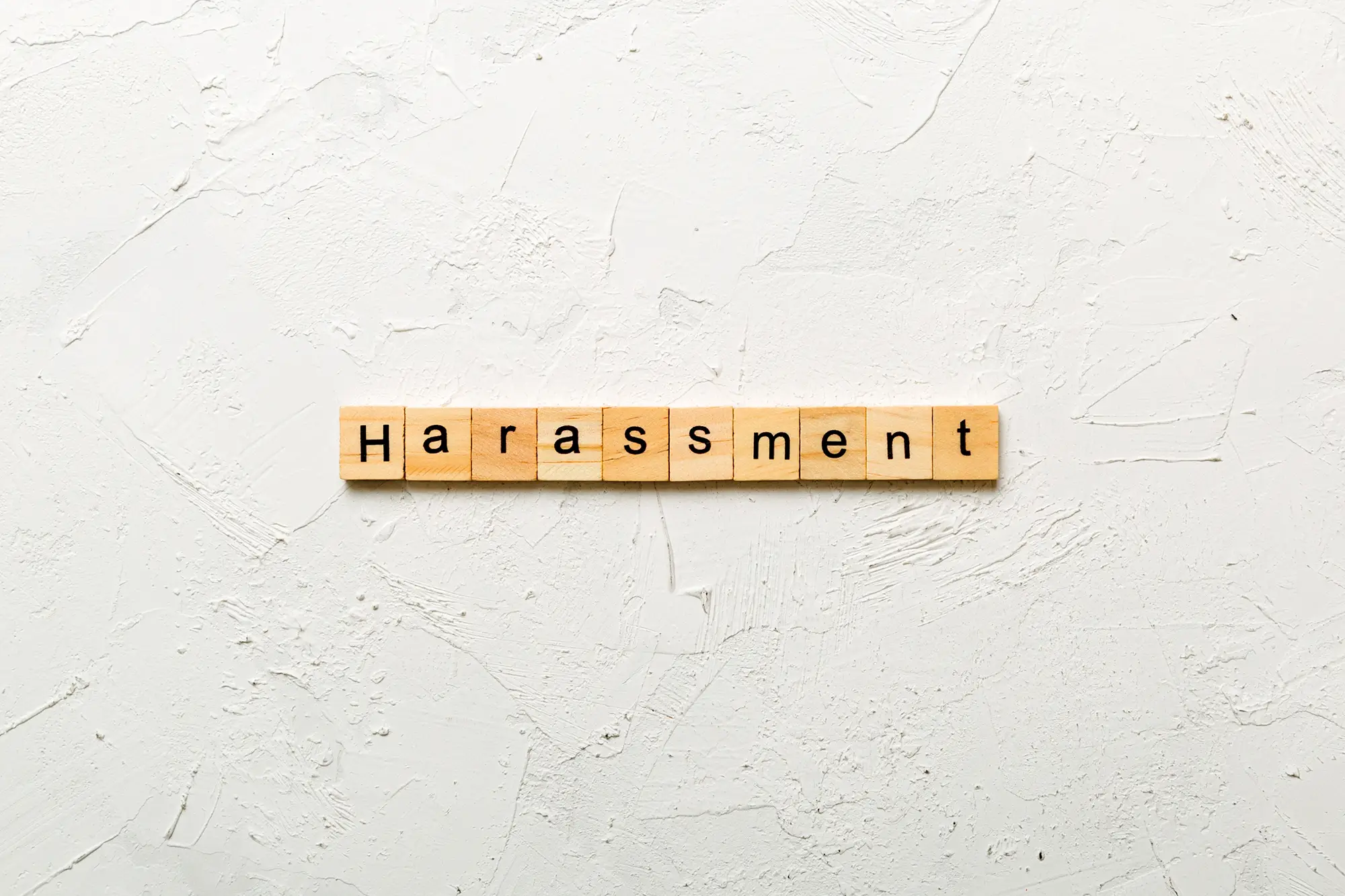 https://www.shutterstock.com/ja/image-photo/harassment-word-written-on-wood-block-2662191289?trackingId=4be774d9-9ef1-4ac0-87b2-25ed6c15c79a&listId=searchResults