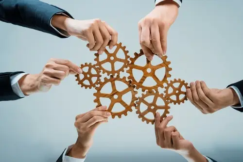 https://www.shutterstock.com/ja/image-photo/business-team-joining-cogwheel-circular-together-2409880493?trackingId=cd51ecfa-b980-4a26-8661-c79f615fe2c9&listId=searchResults