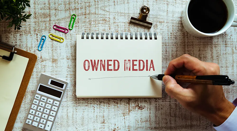 https://www.shutterstock.com/ja/image-photo/there-notebook-word-owned-media-eyecatching-2552682361?trackingId=67af66f9-5d8c-47ef-84af-cc9e911f1d93&listId=searchResults