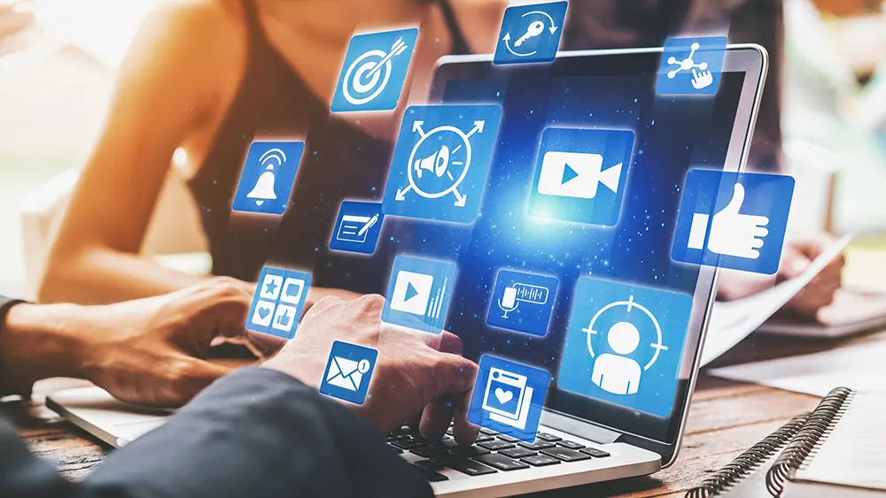 https://www.shutterstock.com/ja/image-photo/content-marketing-interface-data-dashboards-analytics-2749308271?trackingId=9598cf57-f333-4191-a37c-ef3783d4a8ee&listId=searchResults