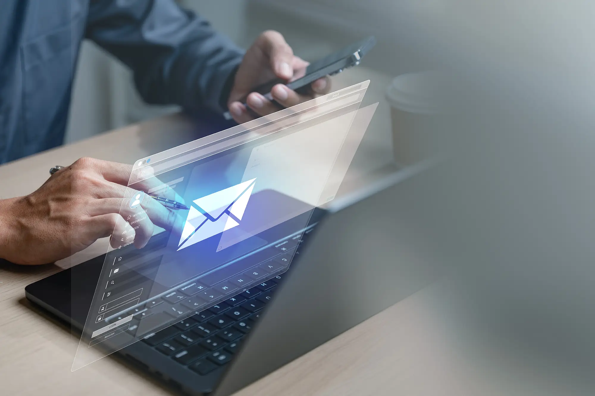 https://www.shutterstock.com/ja/image-photo/business-professional-composing-email-message-on-2730603075?trackingId=028b545f-2e86-4cab-a5dc-5ed21ca28e73&listId=searchResults