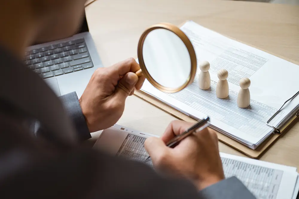 https://www.shutterstock.com/ja/image-photo/human-resource-recruit-staff-hiring-hr-2600992877?trackingId=59e64ec3-8e28-4dea-a9a0-7e867ff332dd&listId=searchResults